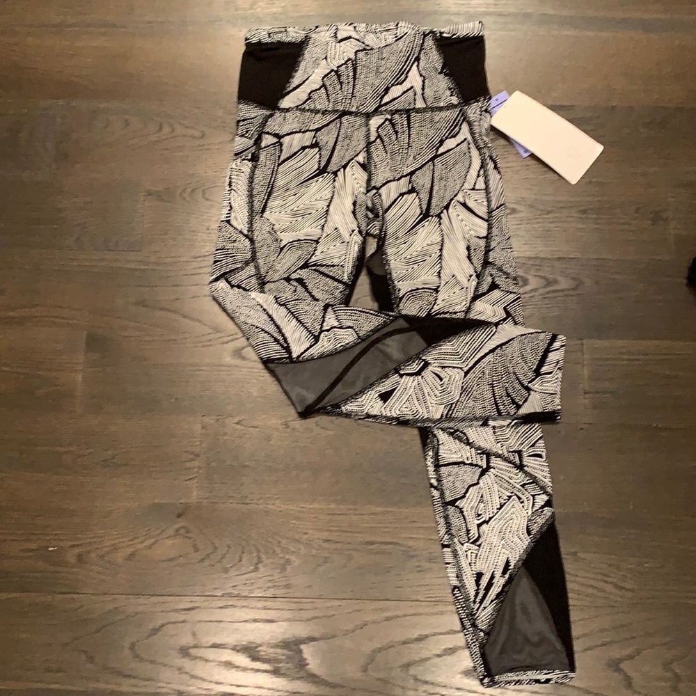 Lululemon Goal Crusher 7/8 Tight 4 NWT